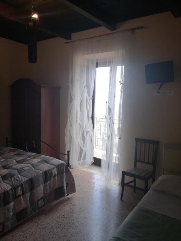 Albergo Diffuso Borgo Dei Greci Buonvicino Exterior photo